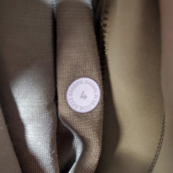 Lululemon Jacket Womens 4 InStill Bronze Green Full Zip Fitted Athleisure Run - Picture 3 of 10